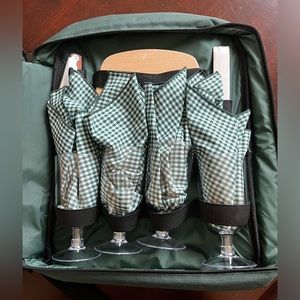 Never used picnic backpack